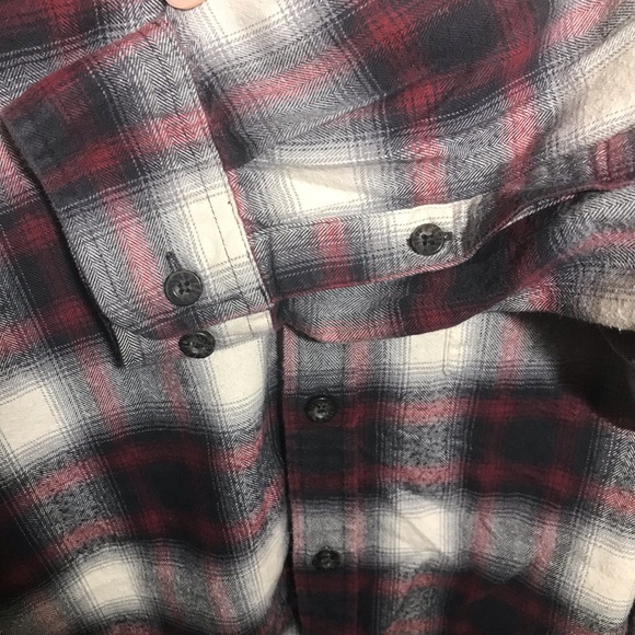 Mens Eddie Bauer L relaxed fit plaid flannel shirt button down red black - Picture 9 of 17